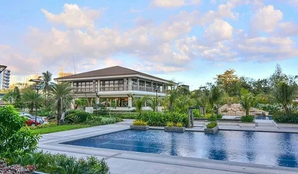 Prestige Oakville Clubhouse